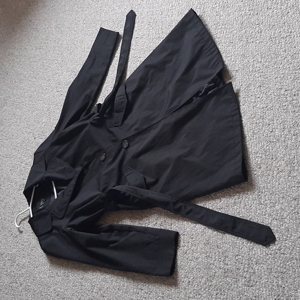 NWOT G-III Apparel Cole Brook Trench Coat.